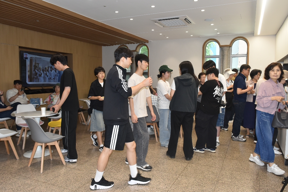 1000-DSC_1305.JPG